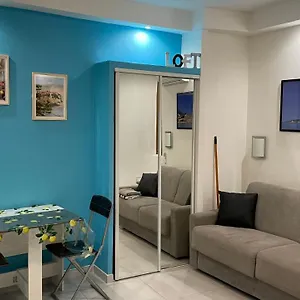 Rue Piétonne Proche Appartement