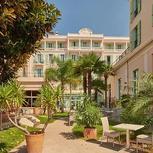 Bleues Balmoral Hotell